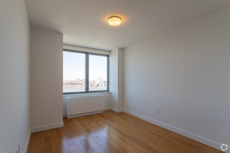More Photos Of 606 W 57th St, New York Multifamily For Sale