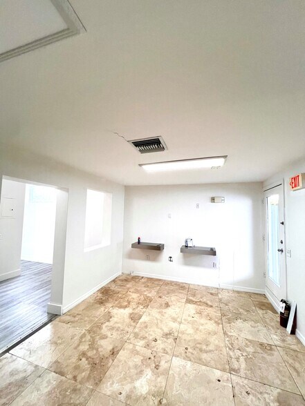 More Photos Of 3030-3036 NW 7th Ave, Miami Storefront For Lease