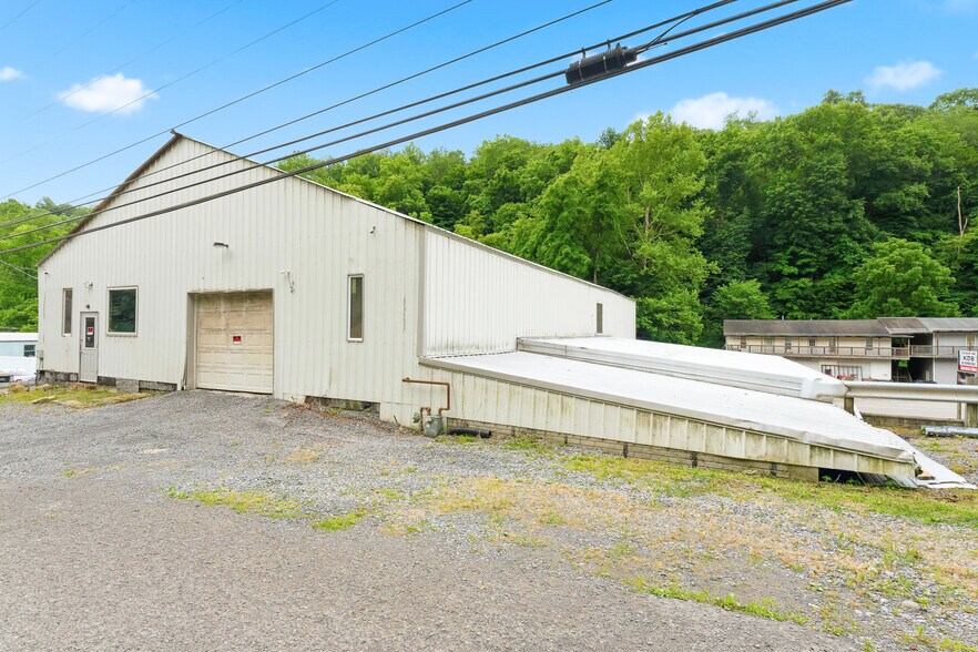 More Photos Of 622 Blue Horizon Dr, Morgantown Auto Repair For Sale