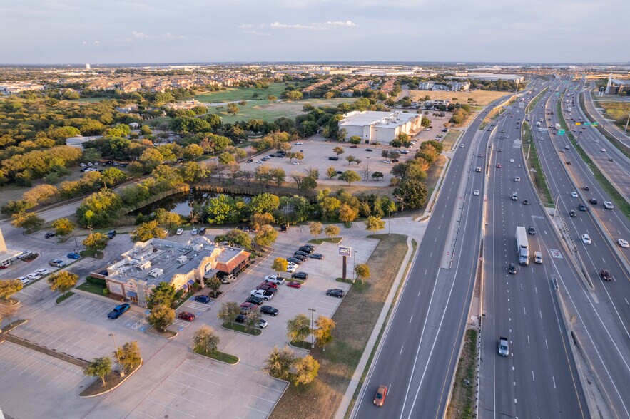 More Photos Of 6250 North Fwy, Fort Worth Restaurant For Sale