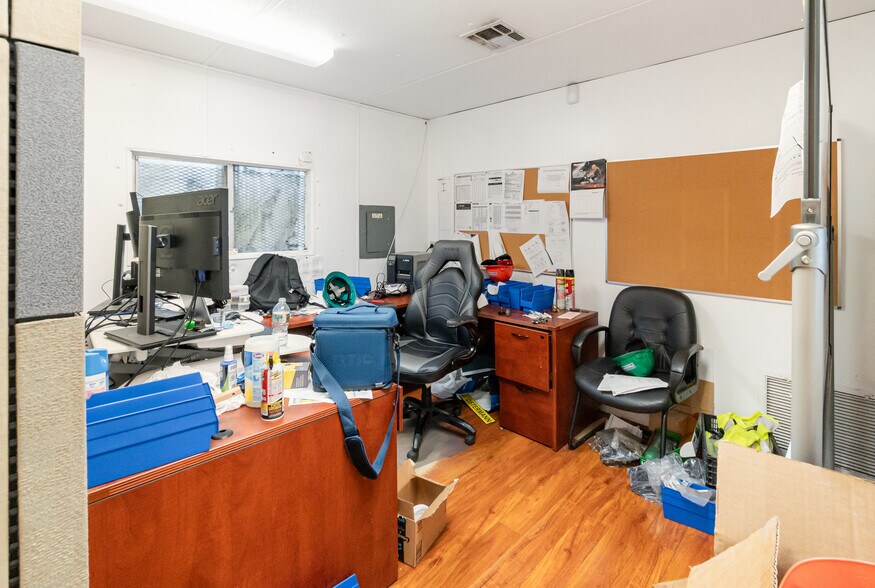 More Photos Of , Orlando Industrial For Sale