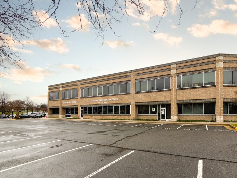 More Photos Of 4437 Brookfield Corporate Dr, Chantilly Office For Lease