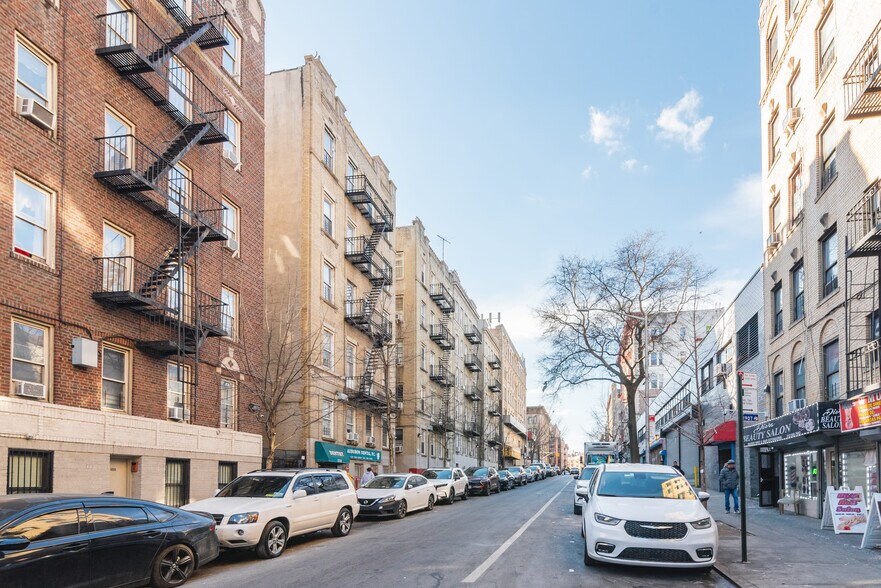 More Photos Of 550 W 180th St, New York Apartments For Sale