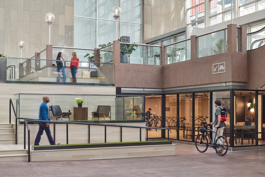 More Photos Of 1700 Broadway, Denver Office For Lease
