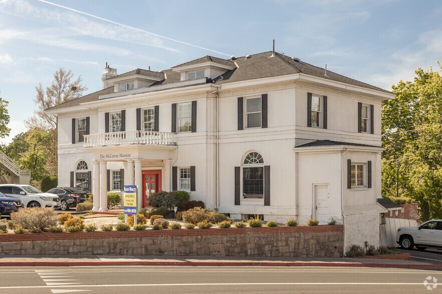 More Photos Of 401 Court St, Reno Office For Lease