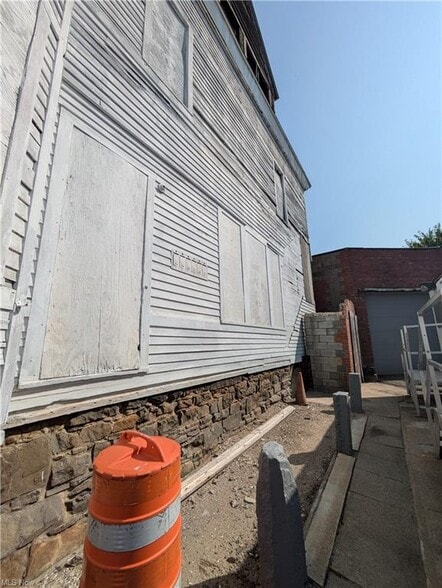 More Photos Of 2311 E 55th St, Cleveland Office For Sale