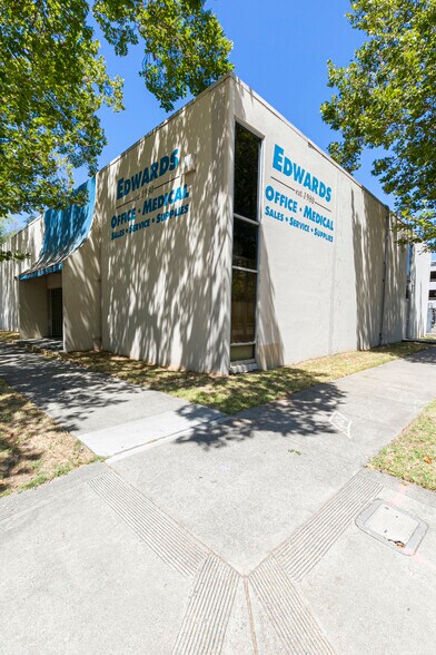 More Photos Of 525 S St, Sacramento Warehouse For Sale