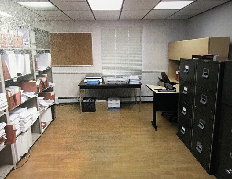 More Photos Of 245 Union St, Lodi Office For Sale