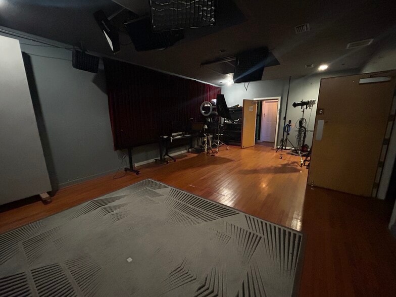 More Photos Of 501 E Gadsden St, Pensacola Office For Lease