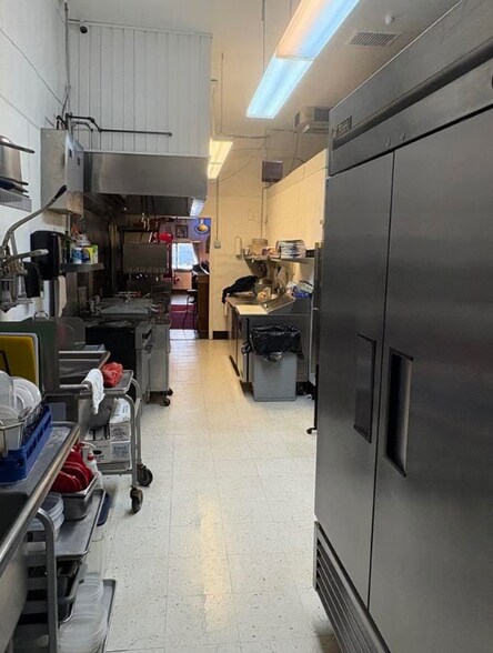 More Photos Of 113 E Washington St, New Madison Bar For Sale
