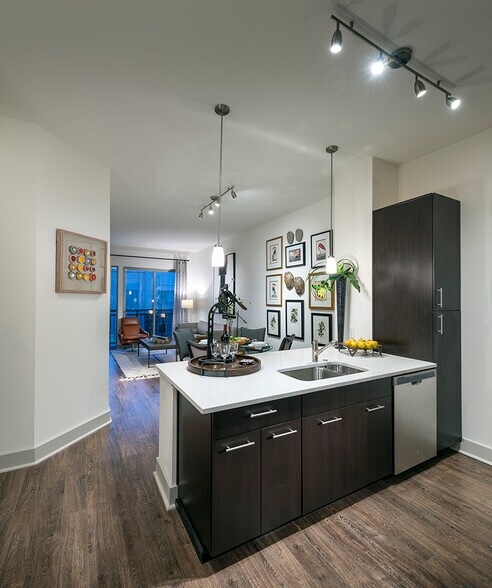 More Photos Of 1110 Hammond Dr NE, Atlanta Apartments For Lease