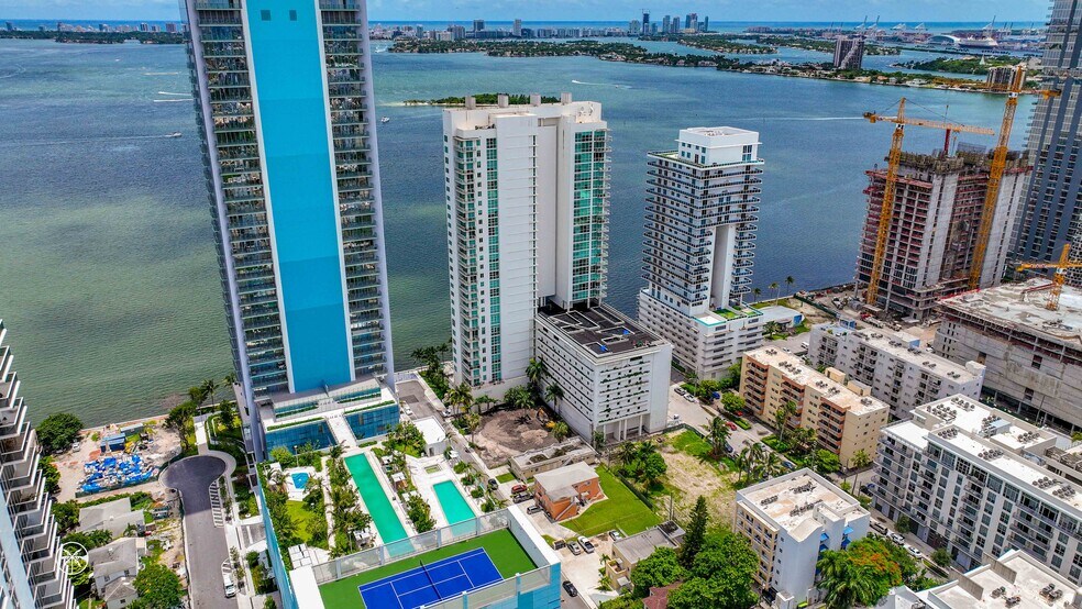 More Photos Of 702-708 NE 26th St, Miami Land For Sale