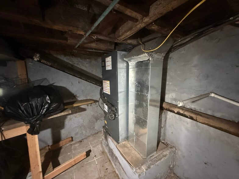 More Photos Of 1135 S 9th St, Philadelphia Storefront Retail Residential For Sale