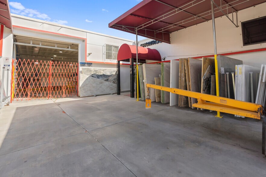 More Photos Of 990 NW 13th Ter, Fort Lauderdale Warehouse For Sale