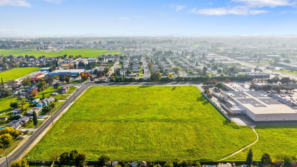 More Photos Of Houston Ave, Visalia Land For Sale