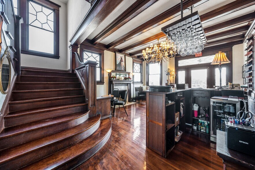 More Photos Of 312 N Central Ave, Cameron Restaurant For Sale
