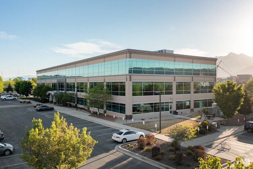 More Photos Of 121 W Election Dr, Draper Office For Lease