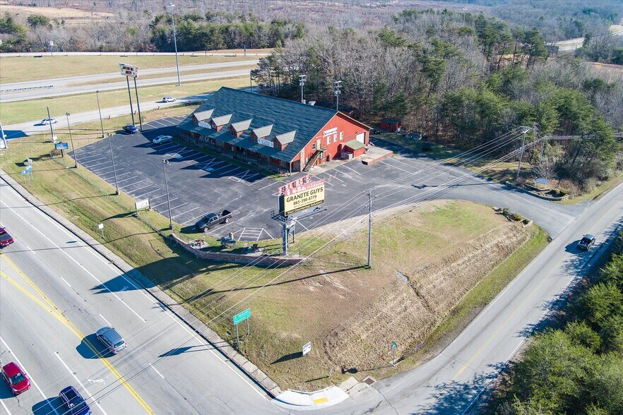 More Photos Of 78 Chestnut Hill Rd, Crossville Freestanding For Sale