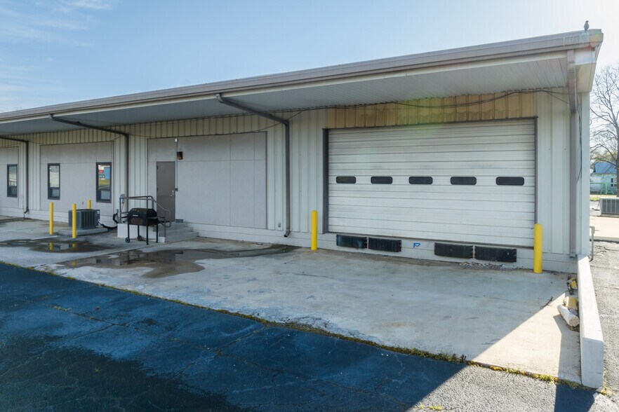 More Photos Of 3200 W Meighan Blvd, Gadsden Medical For Lease