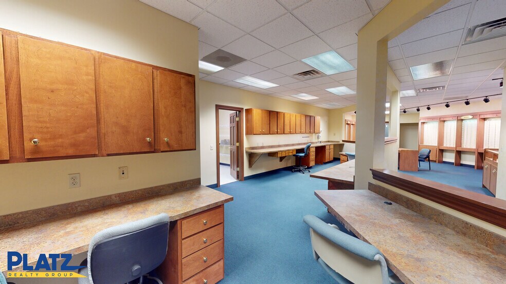 More Photos Of 4137 Boardman Canfield Rd, Canfield Office Residential For Lease