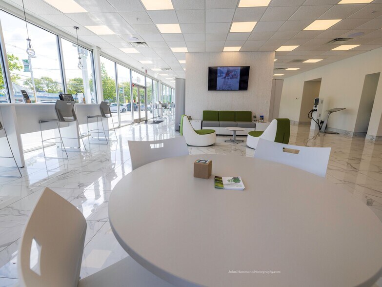 More Photos Of 623 Main St, Tewksbury Auto Dealership For Sale