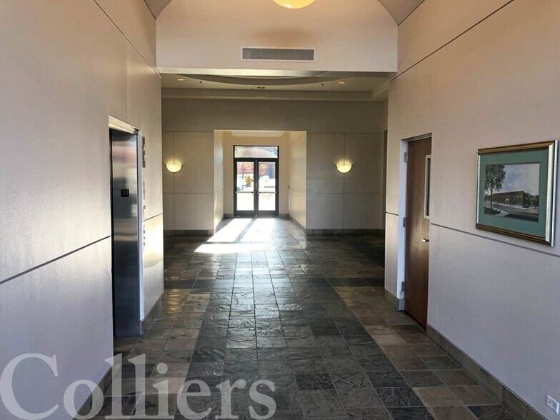 More Photos Of 333 S Main St, Pocatello Bank For Lease