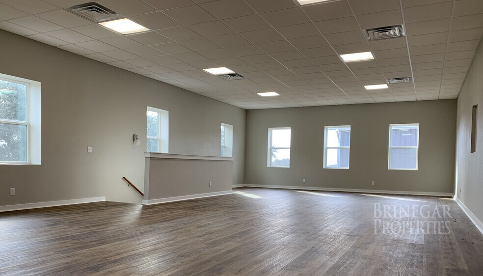 More Photos Of 133 Glosson Ranch Rd, Dripping Springs Warehouse For Sale