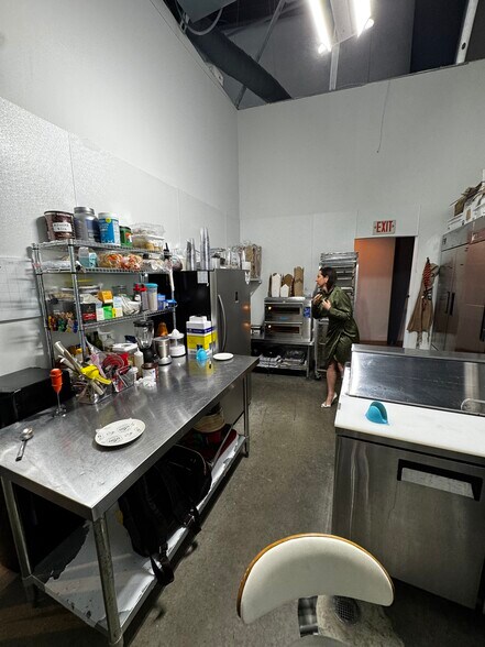 More Photos Of 6409 Jimmy Carter Blvd, Norcross Storefront Retail Office For Lease