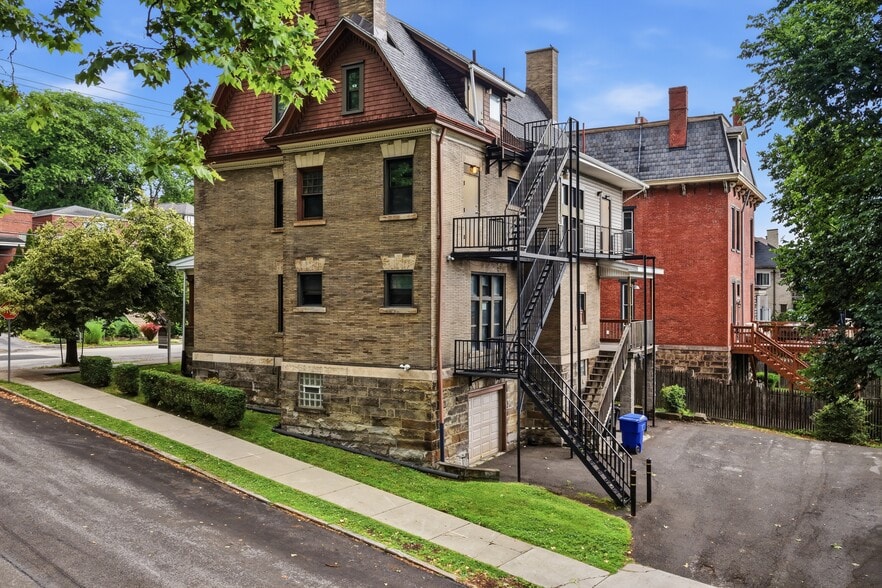 More Photos Of 215 S Braddock Ave, Pittsburgh Apartments For Sale