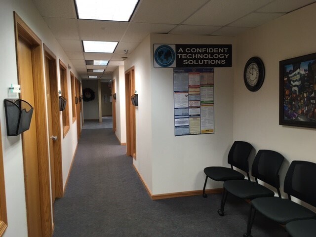More Photos Of 2800 Freeway Blvd, Brooklyn Center Office For Lease