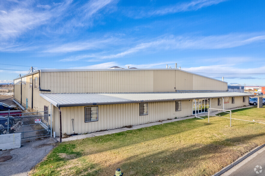 Primary Photo Of 3015 58th Ave SE, Calgary Warehouse For Lease