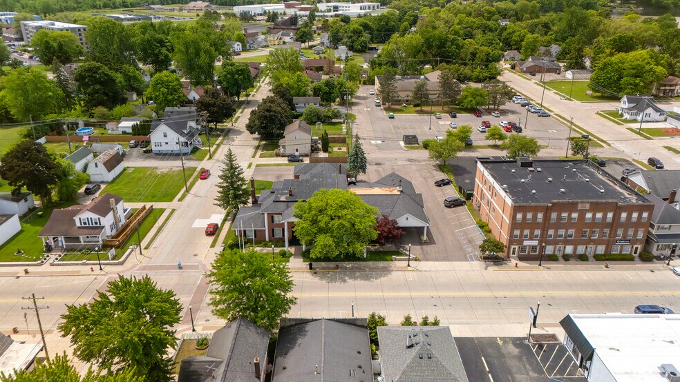 More Photos Of 209 N Main St, Belleville Medical For Sale