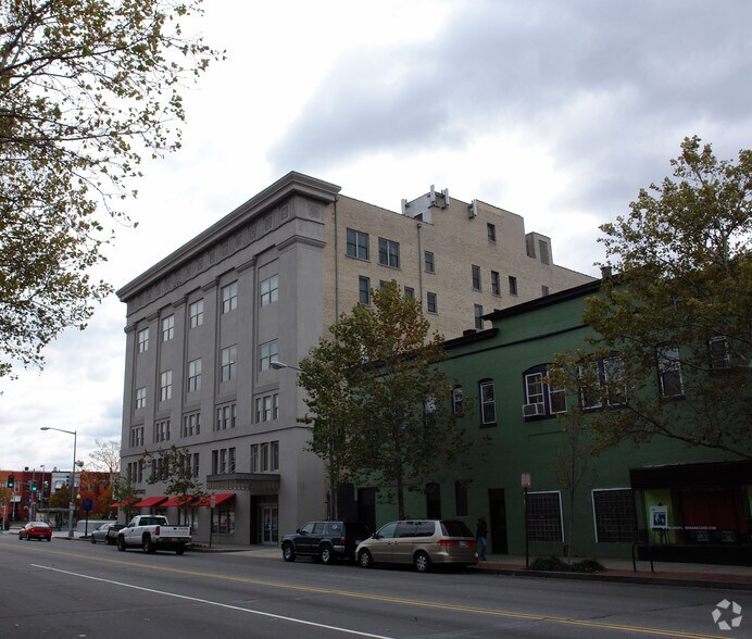More Photos Of 1000 U St NW, Washington Office For Lease