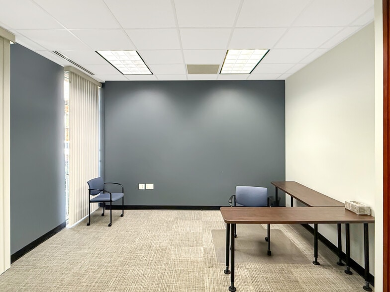 More Photos Of 401 Wabash Ave, Terre Haute Office For Sale