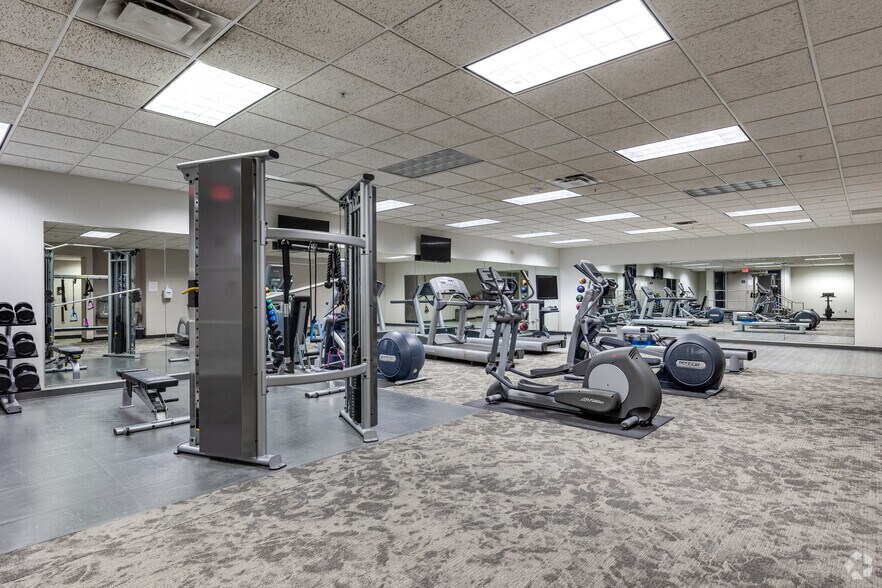 More Photos Of 1250 Northland Dr, Saint Paul Unknown For Lease