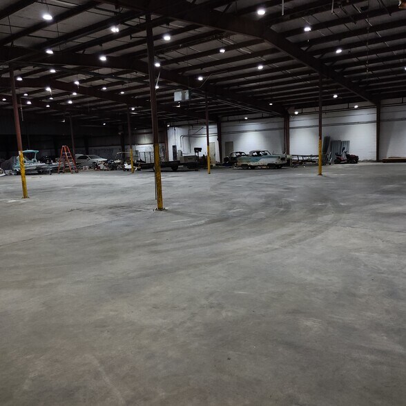 More Photos Of 45 Industrial Blvd, Hurtsboro Industrial For Sale