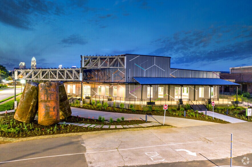 More Photos Of 1801 N Graham St, Charlotte Office For Lease