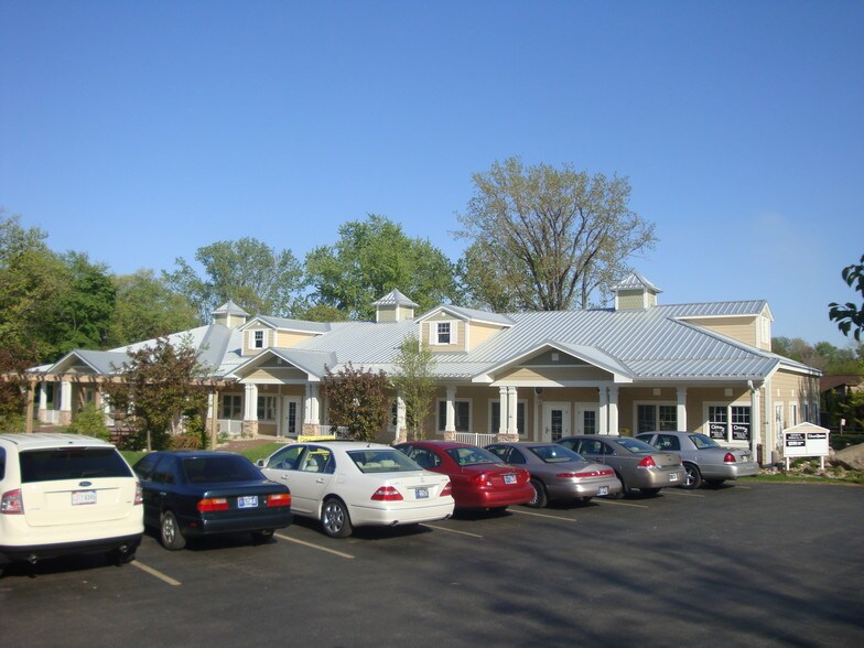 More Photos Of 2146 N Karwick Rd, Michigan City Office For Lease
