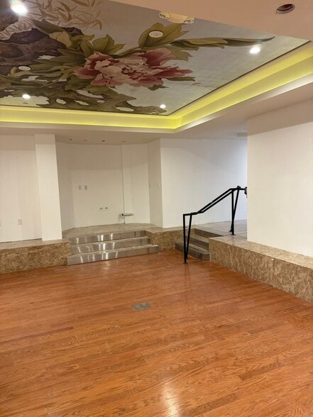 More Photos Of 1409 Sutter St, San Francisco Hotel For Lease