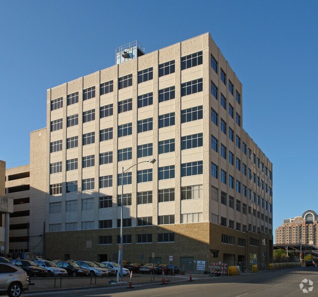 More Photos Of 1108 Lavaca St, Austin Office For Lease