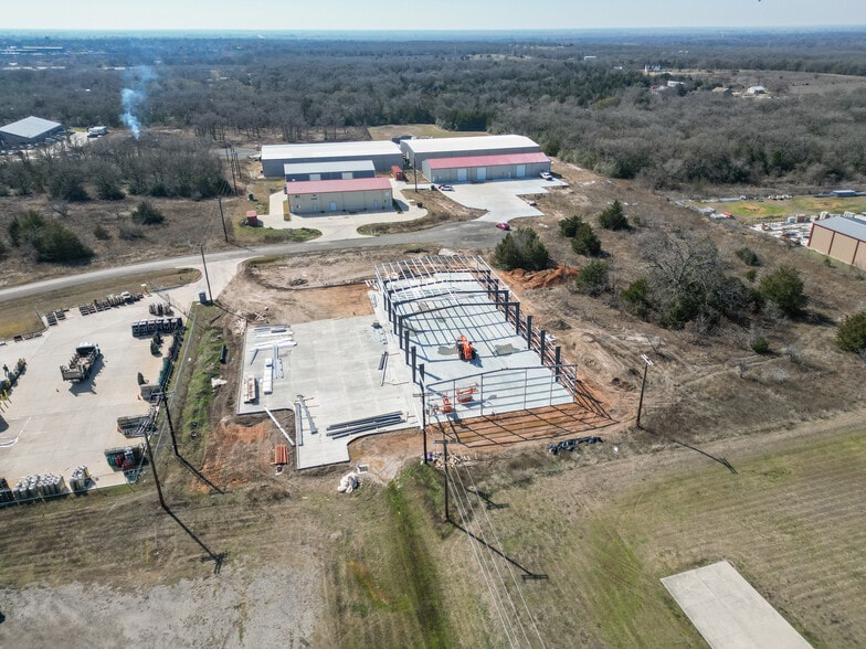 More Photos Of 8413 Parameter Ct, College Station Manufacturing For Lease