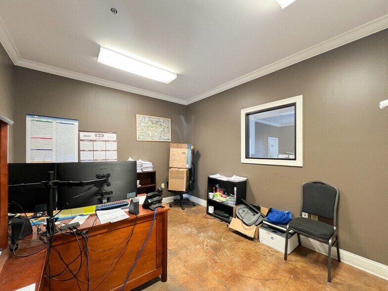 More Photos Of 520 Magnolia St, Houma Warehouse For Sale