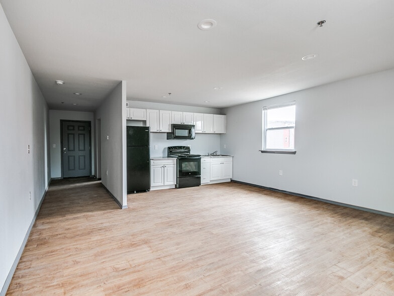 More Photos Of 3732 NW 23rd St, Oklahoma City Apartments For Sale