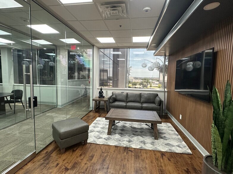 More Photos Of 4320 N Belt Line Rd, Irving Office For Lease