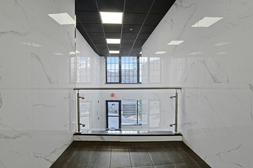 More Photos Of 74 Lafayette Ave, Suffern Storefront Retail Office For Lease