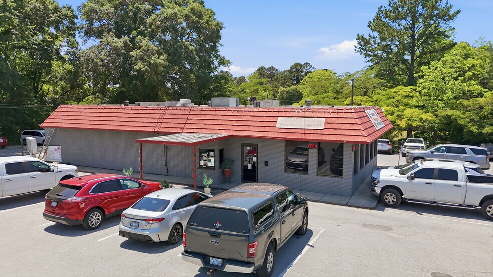 More Photos Of 1115 John Small Ave, Washington General Retail For Sale