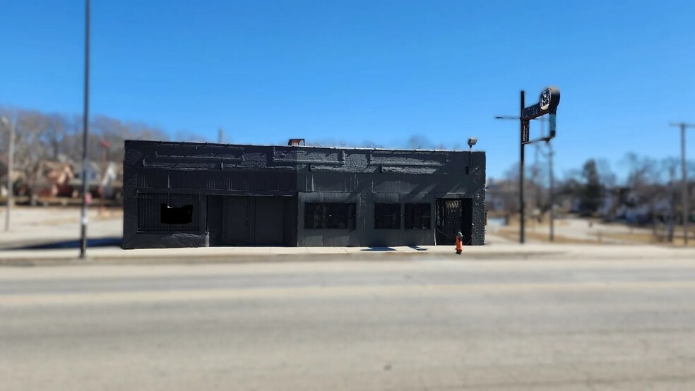 Primary Photo Of 3541-3543 Prospect Ave, Kansas City Freestanding For Lease