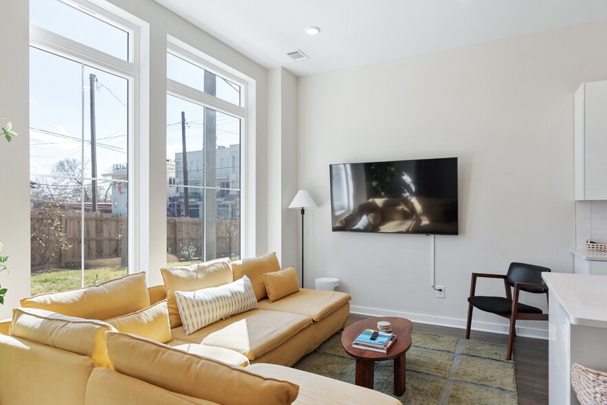 More Photos Of 1233 Lischey Ave, Nashville Apartments For Sale