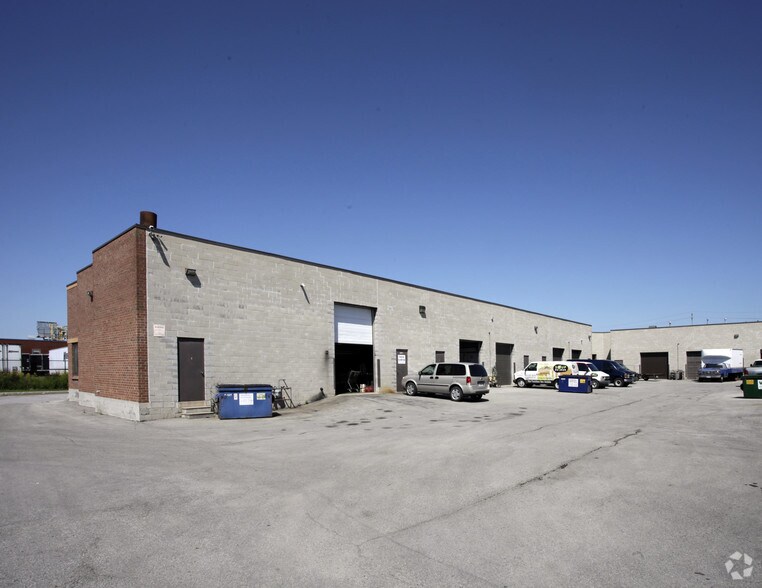 More Photos Of 26 Mcewan Dr, Caledon Warehouse For Lease