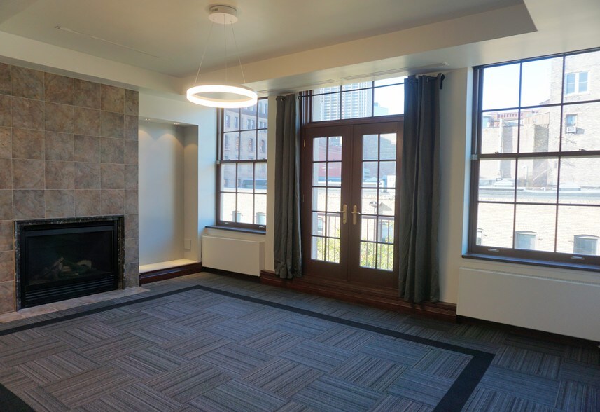 More Photos Of 109-111 Washington Ave N, Minneapolis Loft Creative Space For Lease